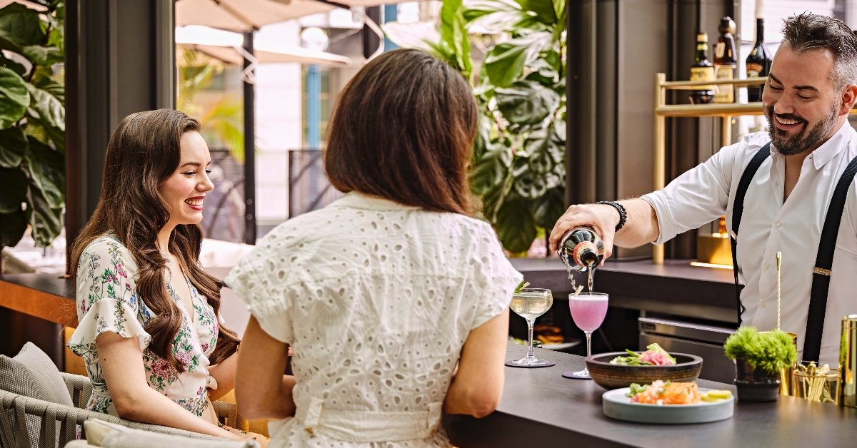 EPOCH Bar & Kitchen Terrace at The Ritz-Carlton Toronto